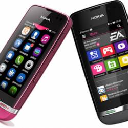   Nokia Asha 305